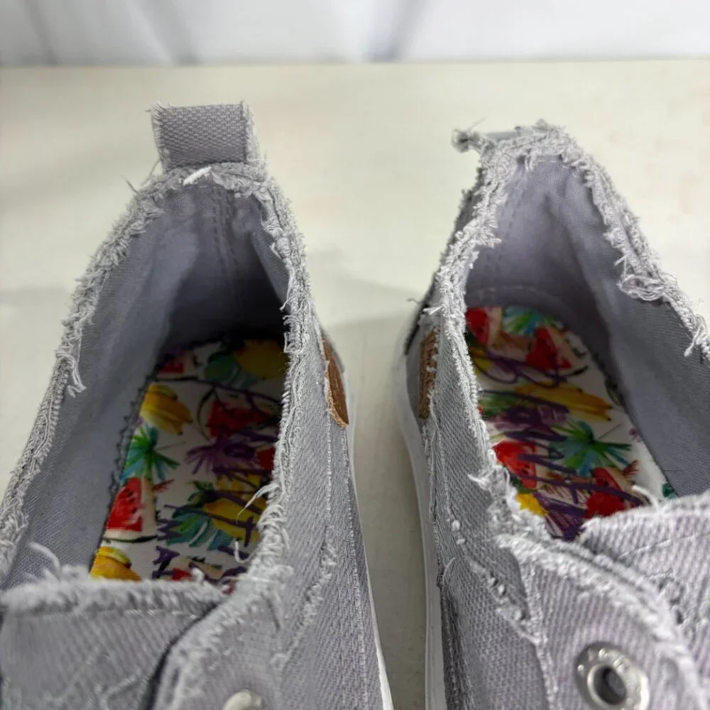 Blowfish Malibu Grey Slip-On Casual Canvas Sneaker Women Size 8.5 - Picture 12 of 13